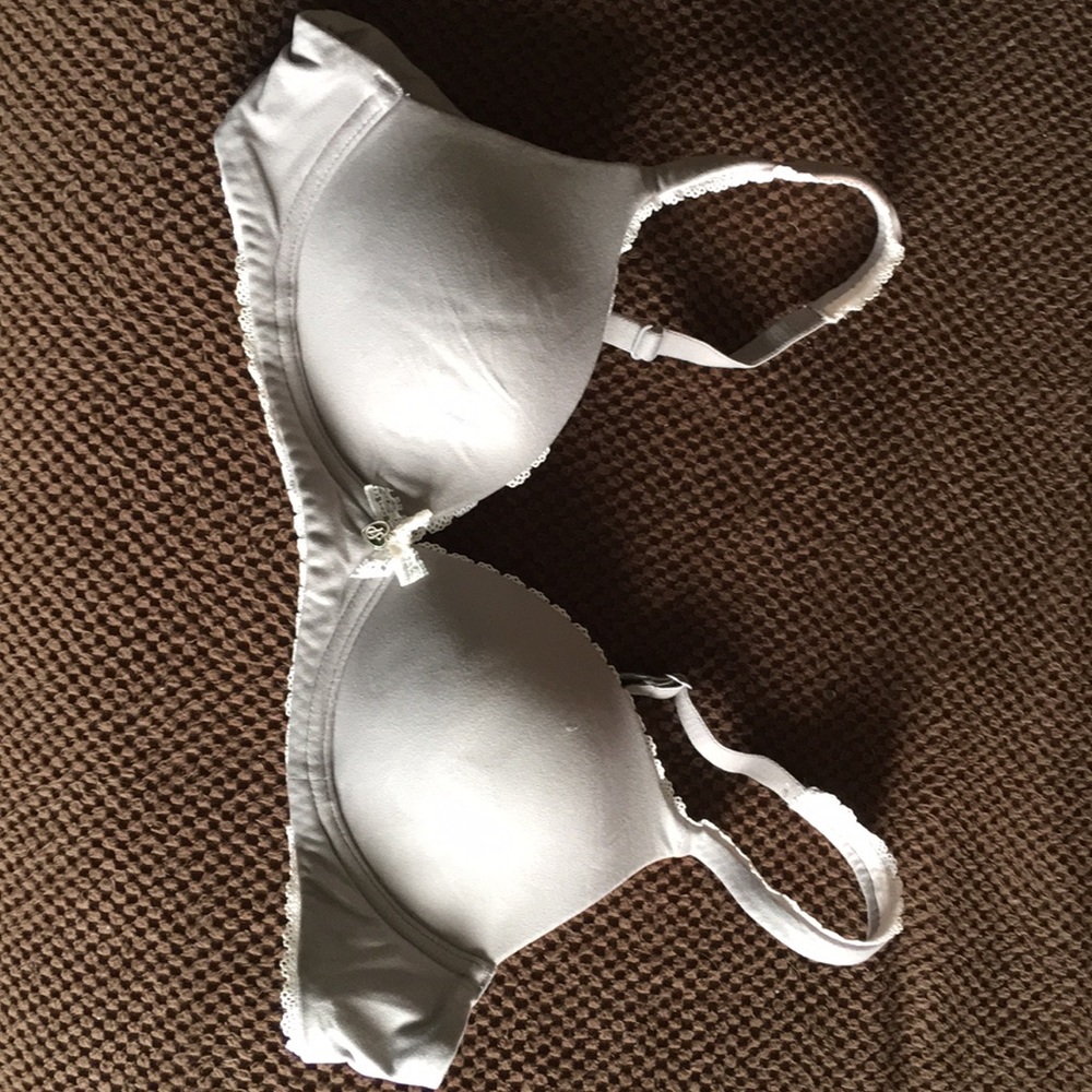Body by Victoria Secret No wire 32A